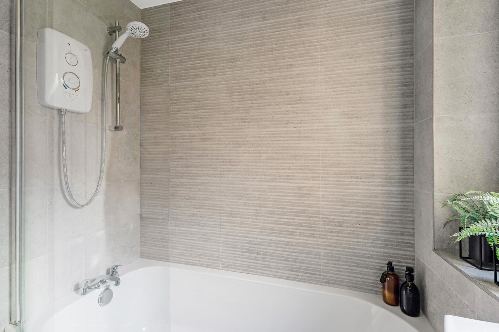 The Merchants Gem - 2Bed & Free Parking Glasgow Bagian luar foto