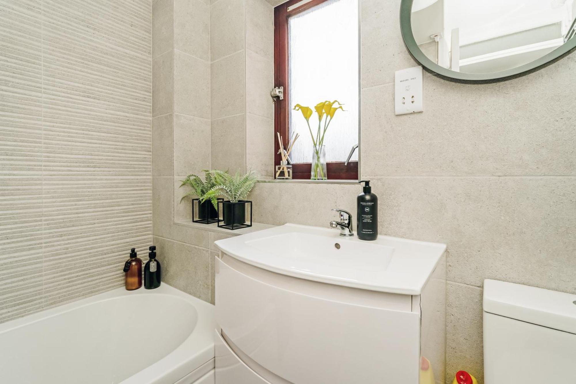 The Merchants Gem - 2Bed & Free Parking Glasgow Bagian luar foto